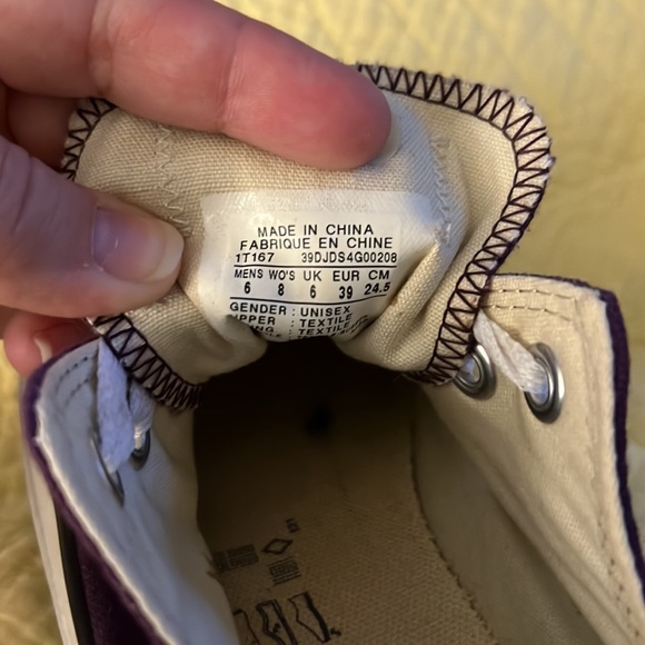 Purple converse Chuck Taylor’s size 8 - Picture 5 of 6